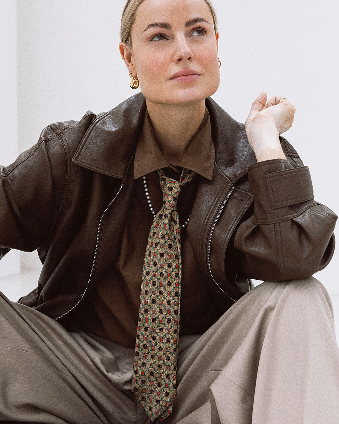 Dior madallion vintage silk tie