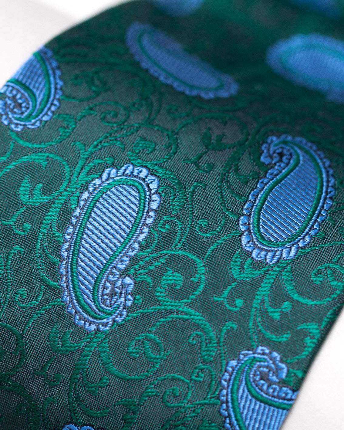 Luca green paisley silk tie