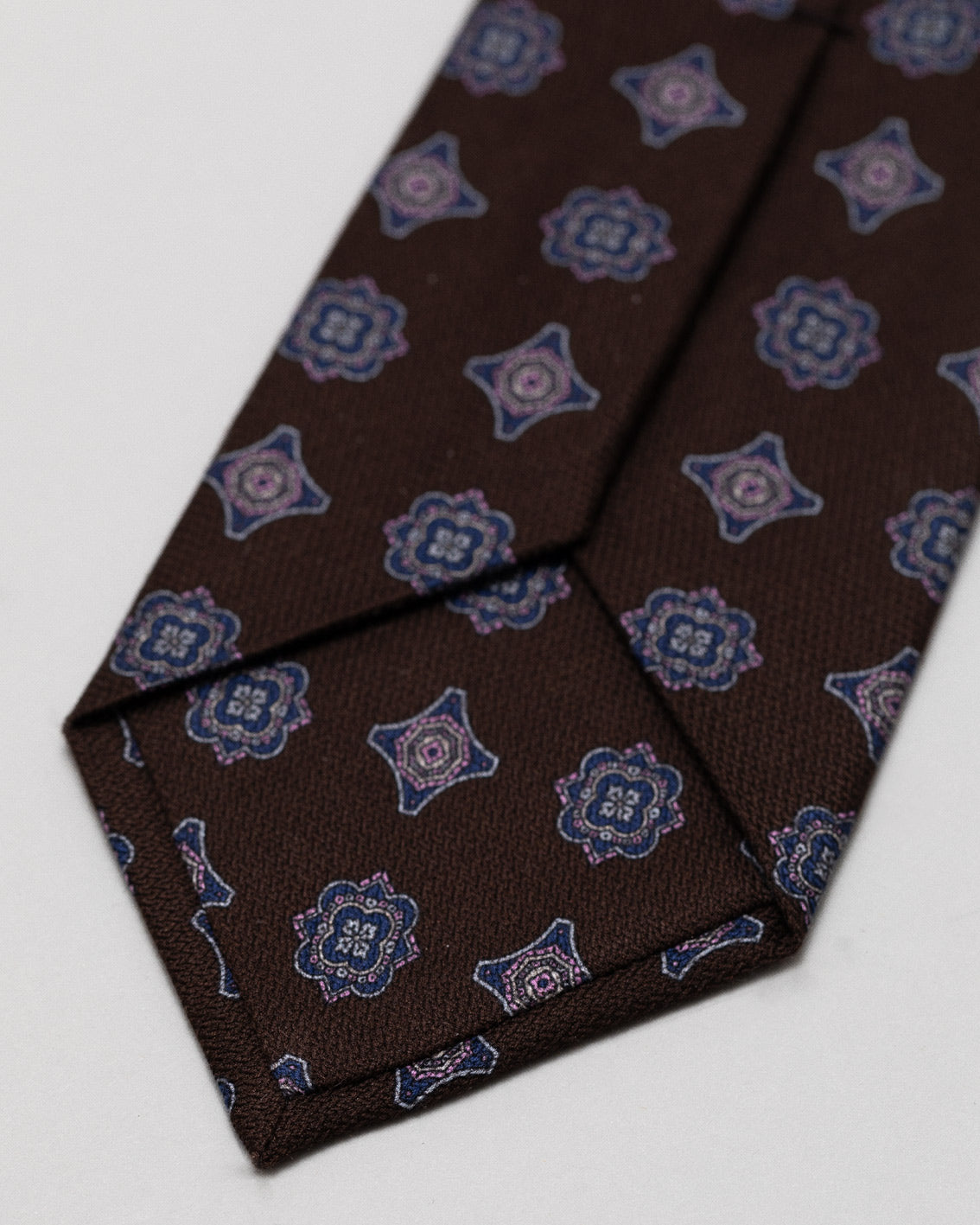 Ruggero brown medallion silk tie