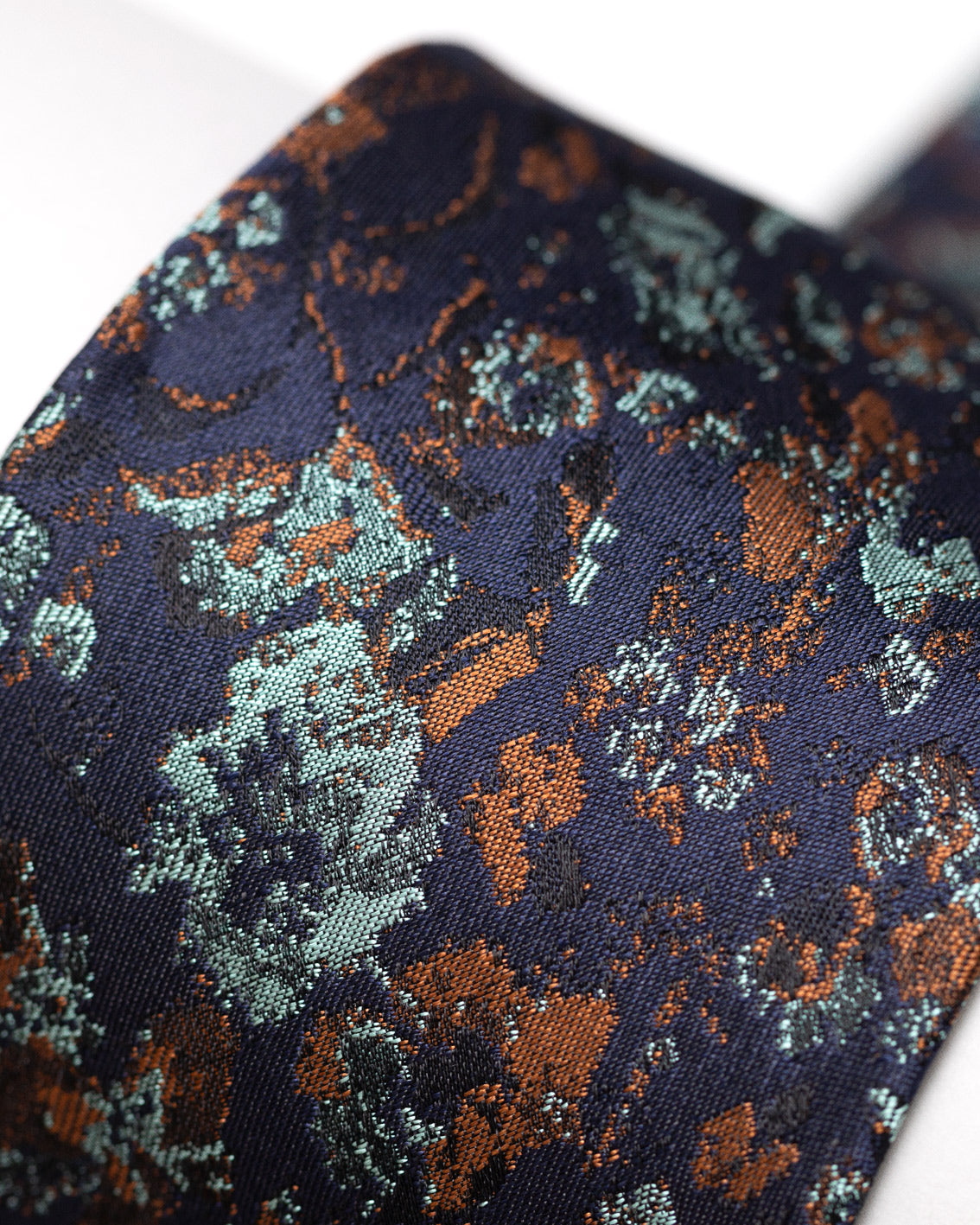 Vittorio light blue copper floral silk tie